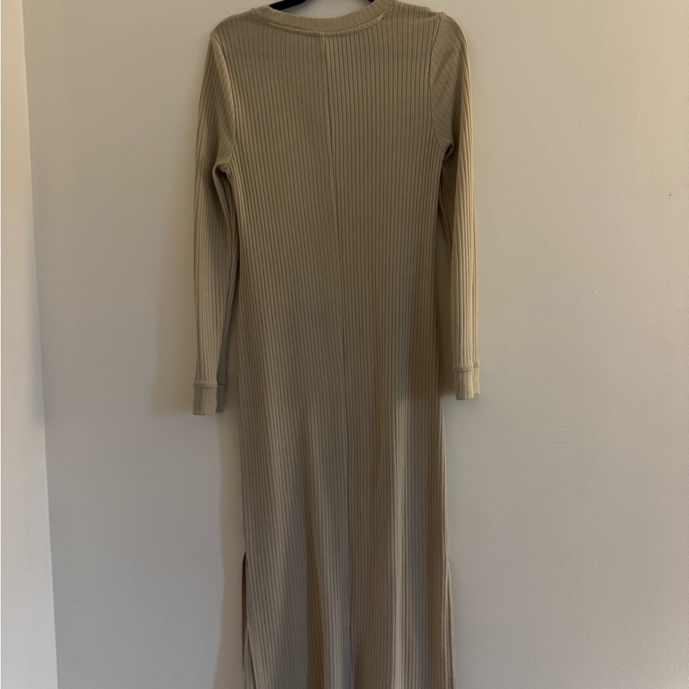 Old Navy Cream Long Sleeve Sheath Dress